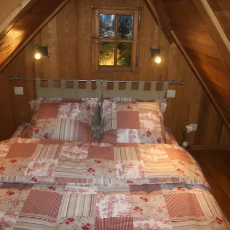 Le Nid D'hirondelle Appartement *
